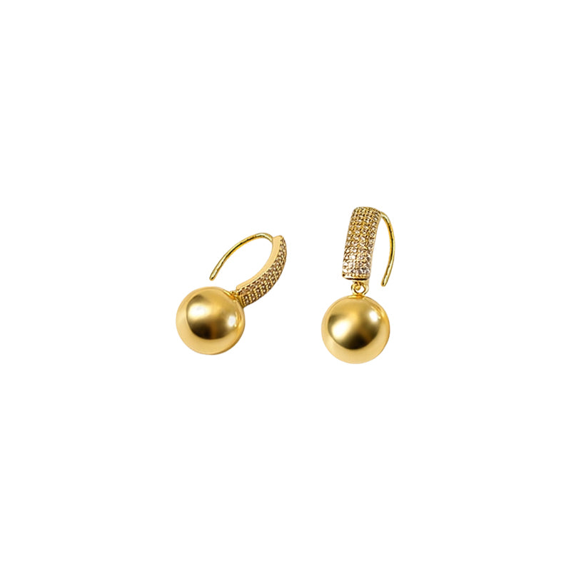 Dazzling 18K Gold-Plated Pearl Hoop Earrings: Instant Luxe Glam!