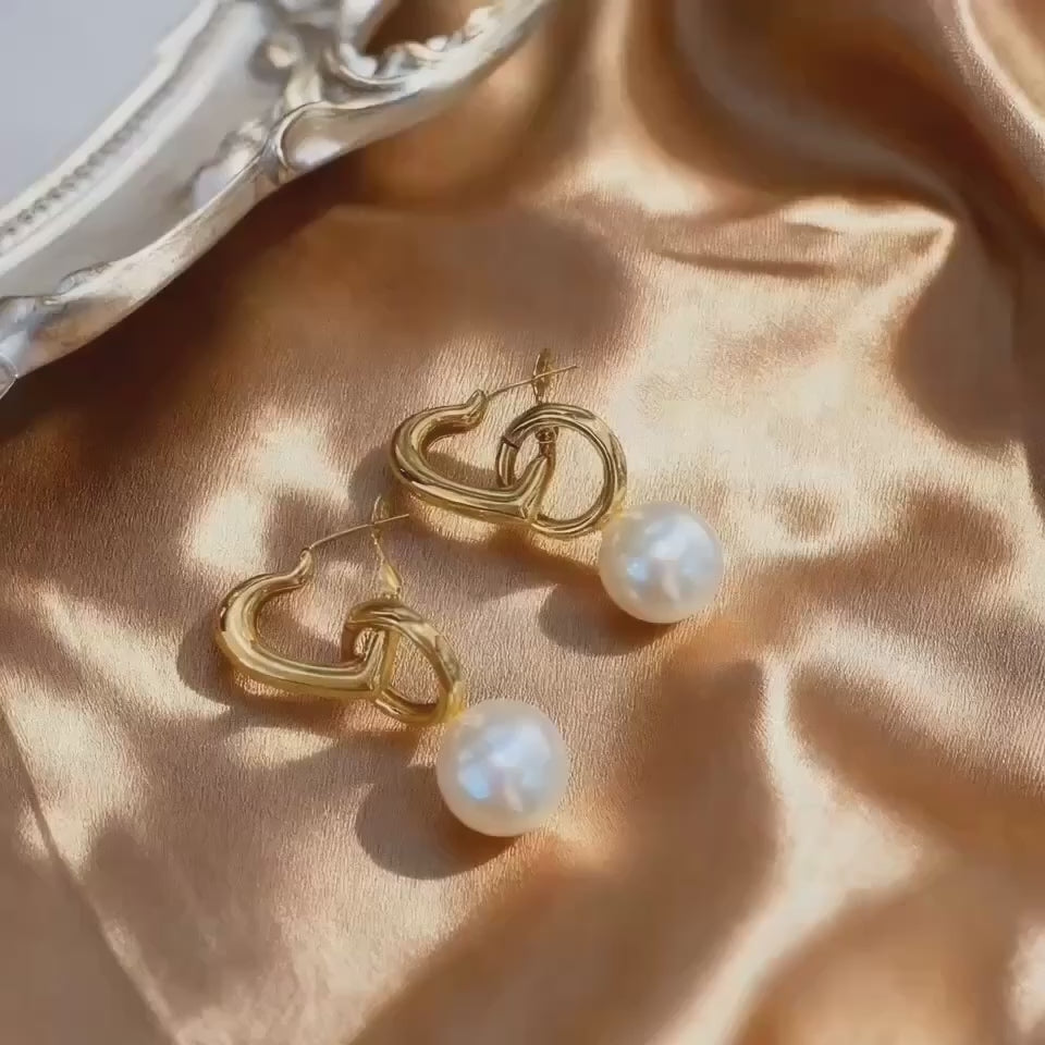 Chic 18K Gold Plated Pearl & Ring Charm Earrings: Elevate Your Everyday Glam!