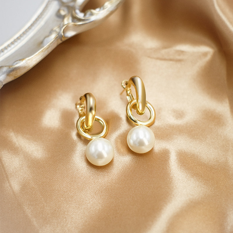 Chic 18K Gold Plated Pearl & Ring Charm Earrings: Elevate Your Everyday Glam!